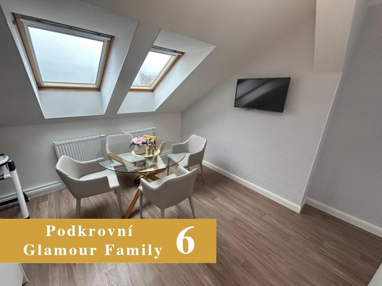 Efipa Glamour Apartments Plzen Ngoại thất bức ảnh
