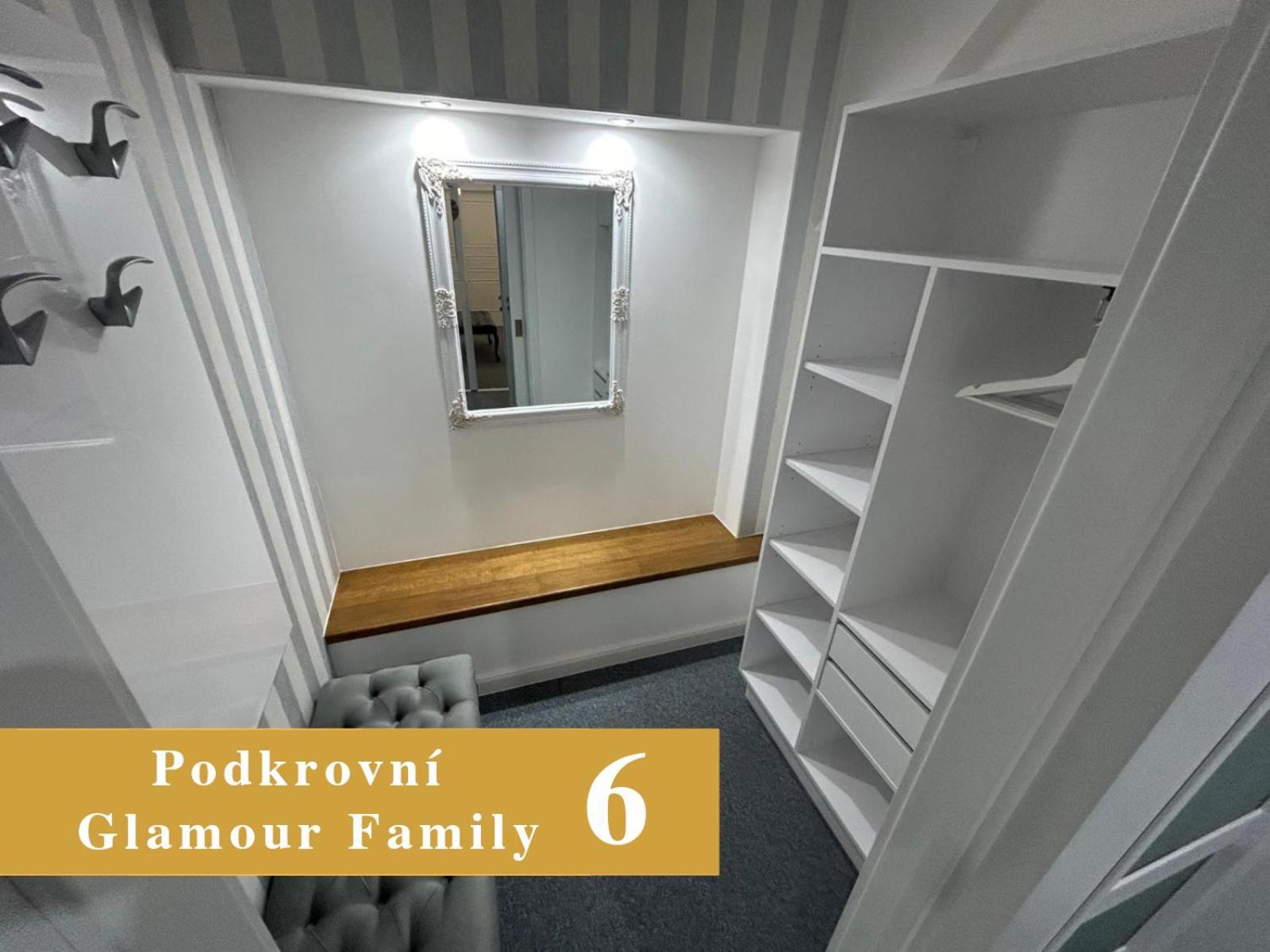 Efipa Glamour Apartments Plzen Ngoại thất bức ảnh