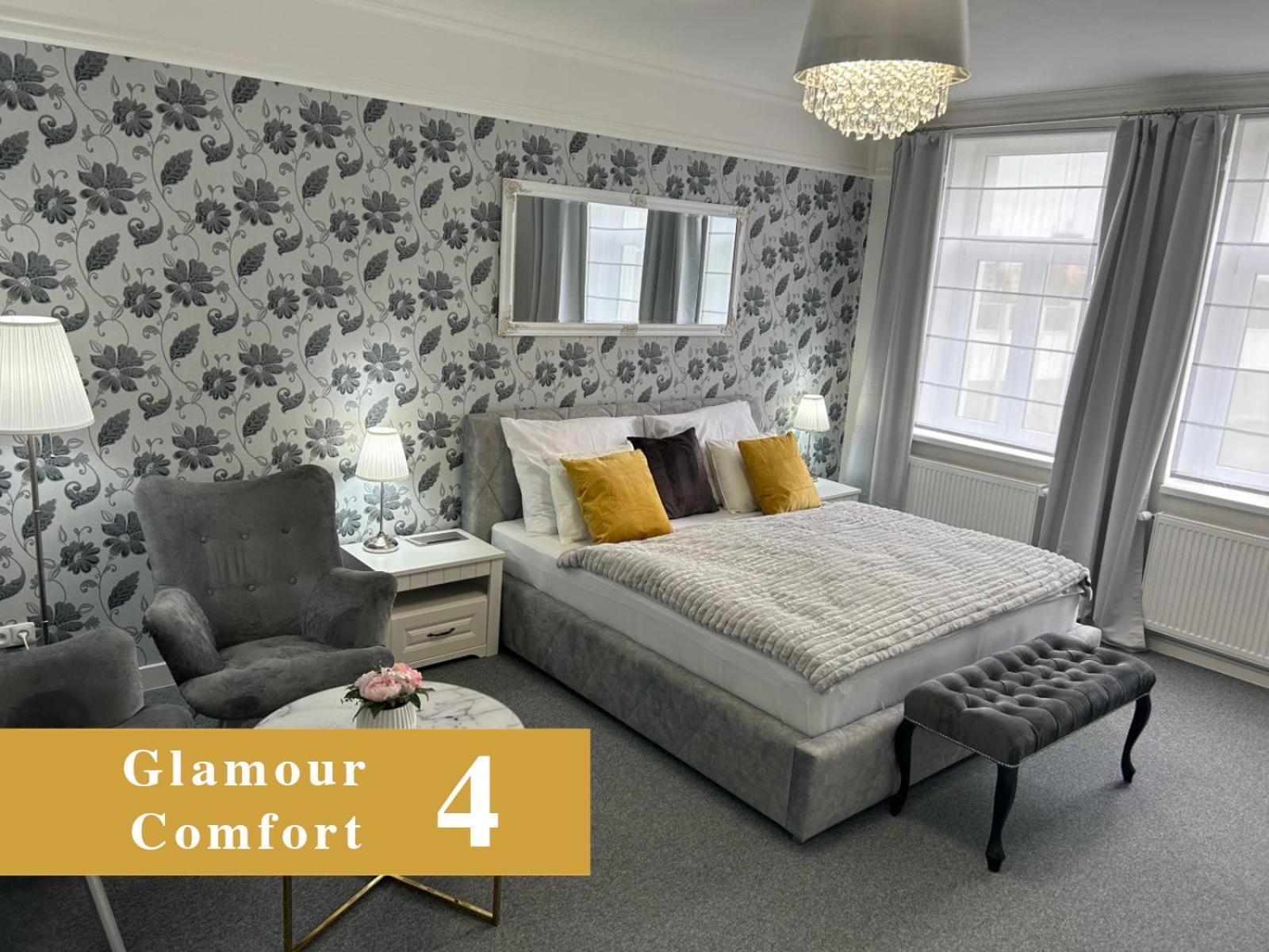 Efipa Glamour Apartments Plzen Ngoại thất bức ảnh