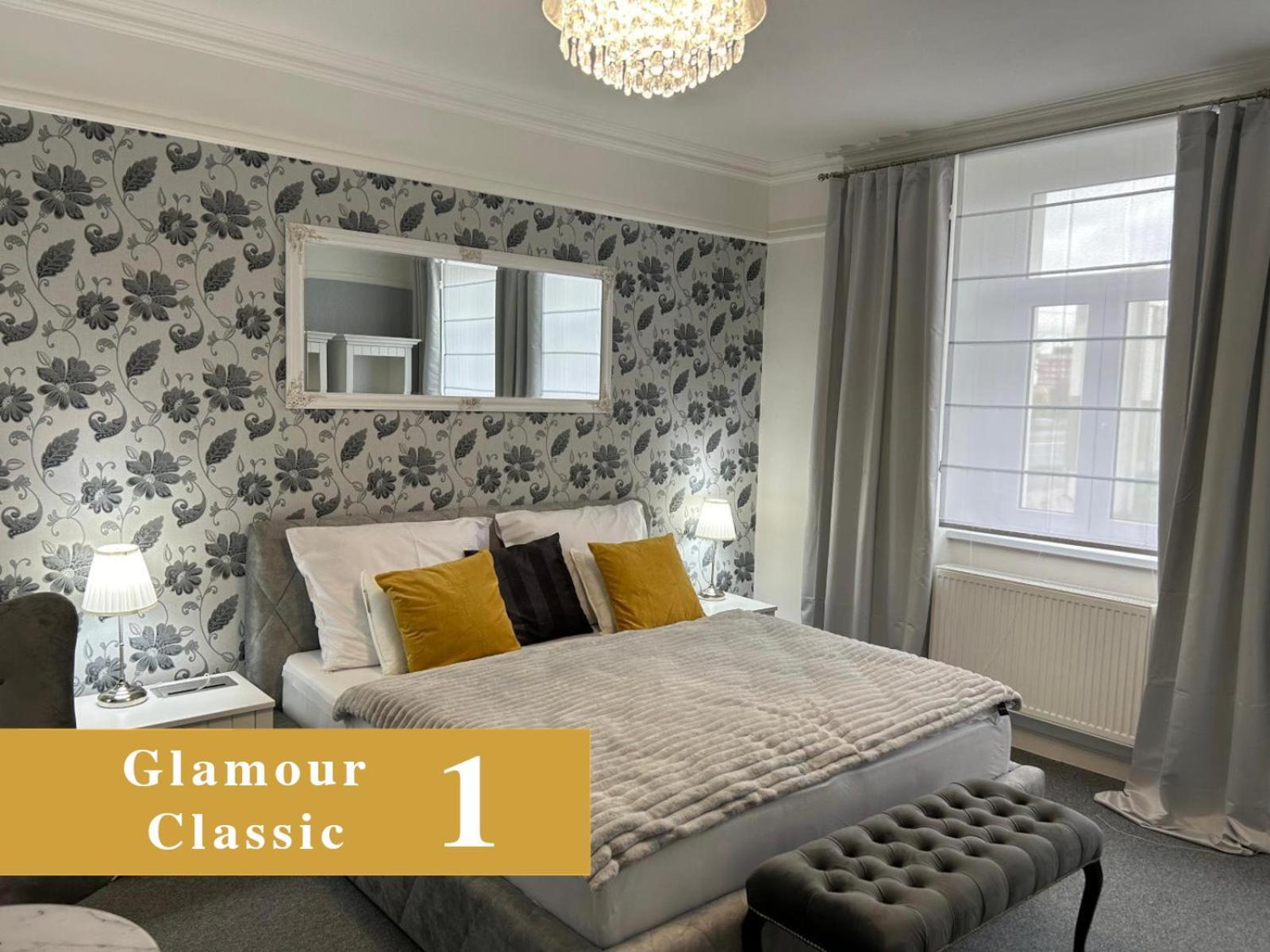 Efipa Glamour Apartments Plzen Ngoại thất bức ảnh