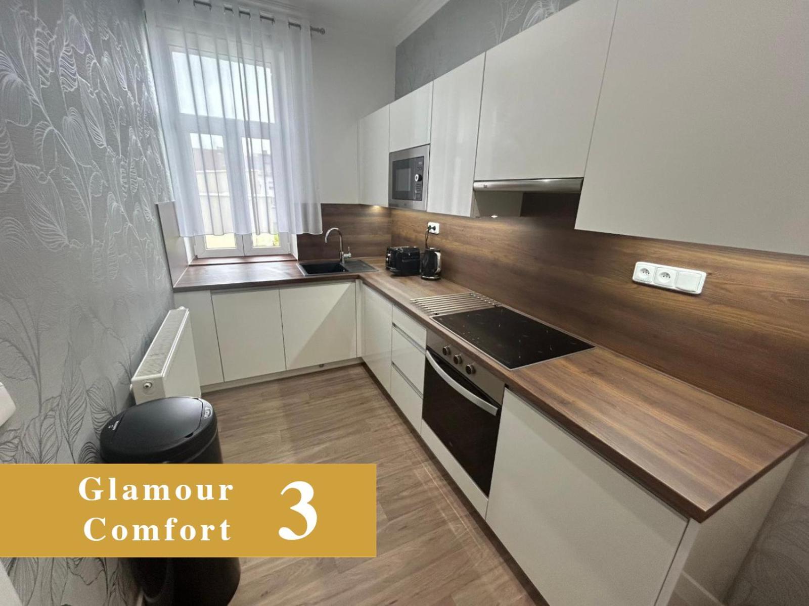 Efipa Glamour Apartments Plzen Ngoại thất bức ảnh